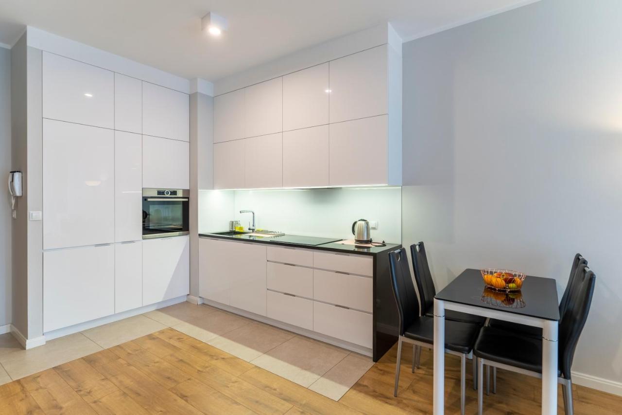 First -- Green Zoliborz Apartment 4 Варшава Екстериор снимка